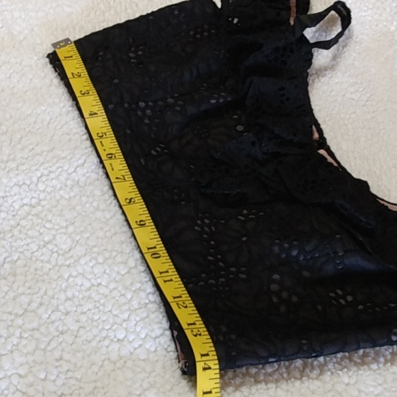 Rebecca Taylor Lace Off-Shoulder Crop Top – Black – 8 - Picture 13 of 15